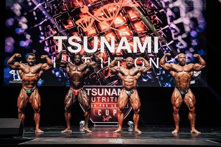 Bodybuilder Tsunami Nutrition Pro Show 2022 – James Johal vence a disputa