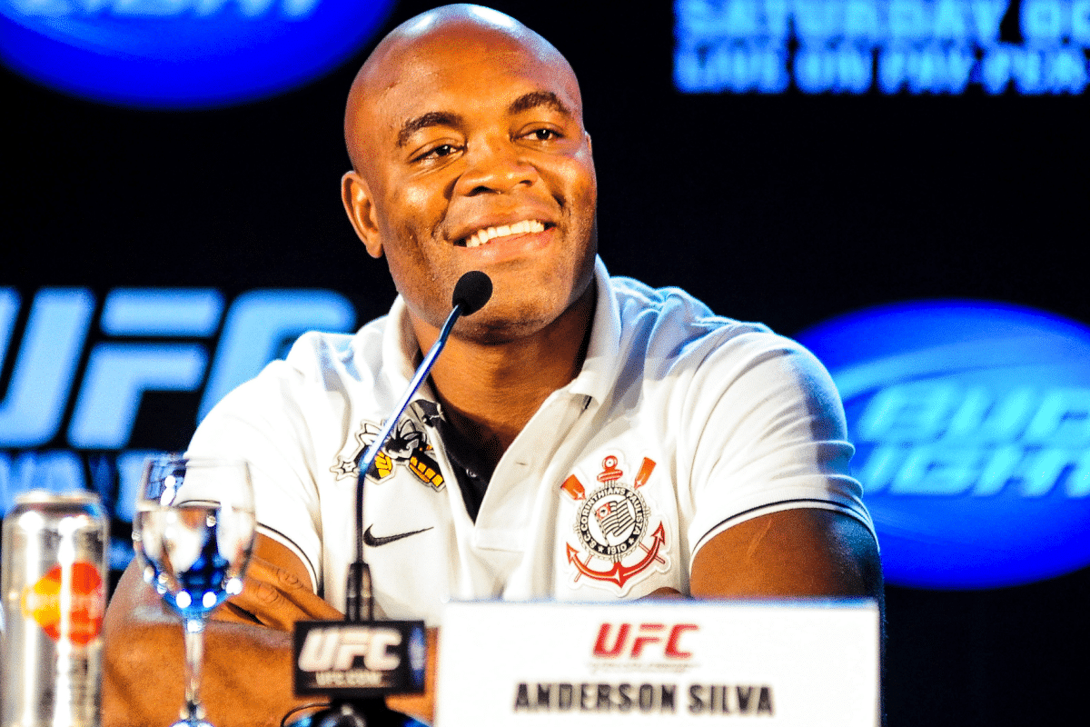 Por um detalhe Anderson Silva perdeu a chance de ser jogador de futebol do Corinthians